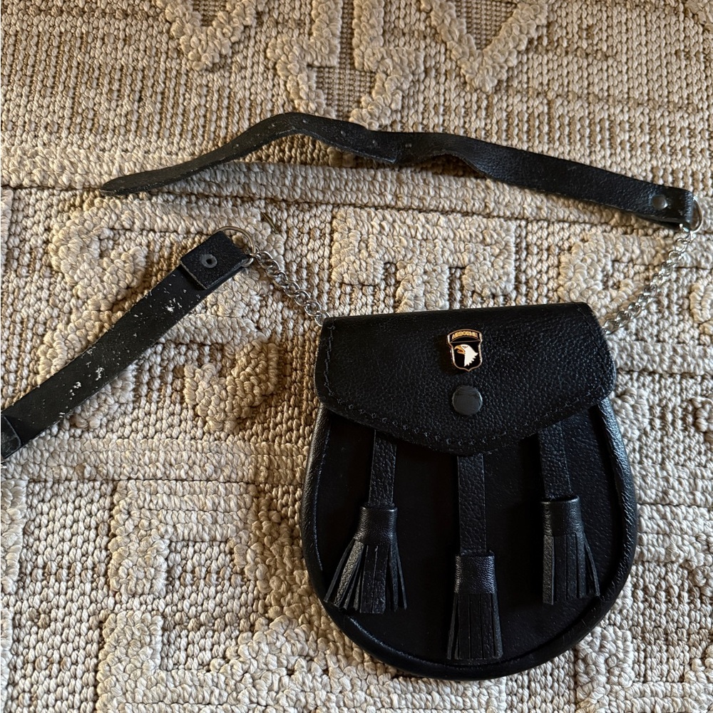 Rare military us Army airborne black eagle tassel leather waist bag chain belt